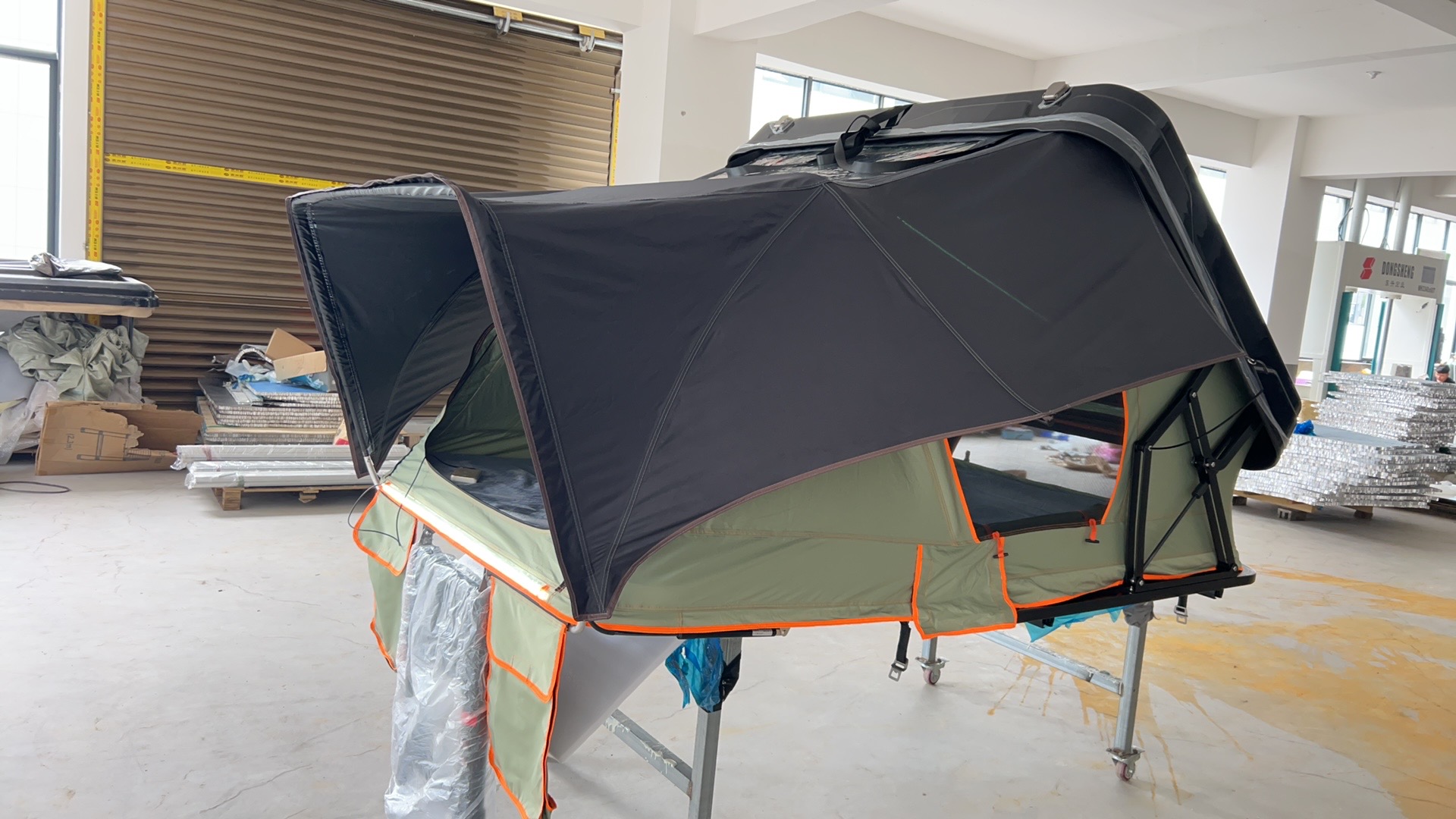 Outdoor 4x4 Camping Easy Insta - огляд і ціна Outdoor Camping Australia